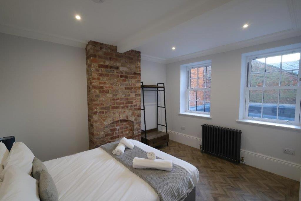 Red Lion Apartment